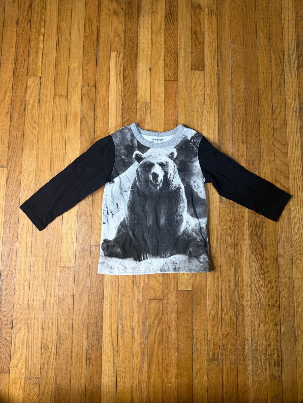 Baby Gap 3 Year Bear Raglan Tee